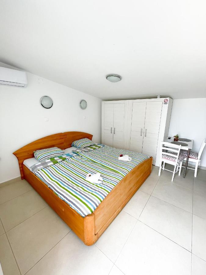 Villa Lara  Novalja Extérieur photo